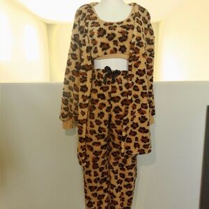 Fluffy Leopard Print Pajama Set